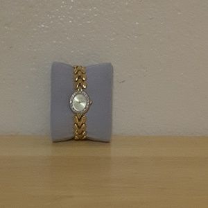 WITTNAUER LADIES DIAMOND BEZEL WATCH